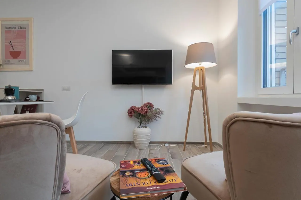 Apartment Suite Campania - Ristrutturato Nuovo Vicino M4 Milan Italy