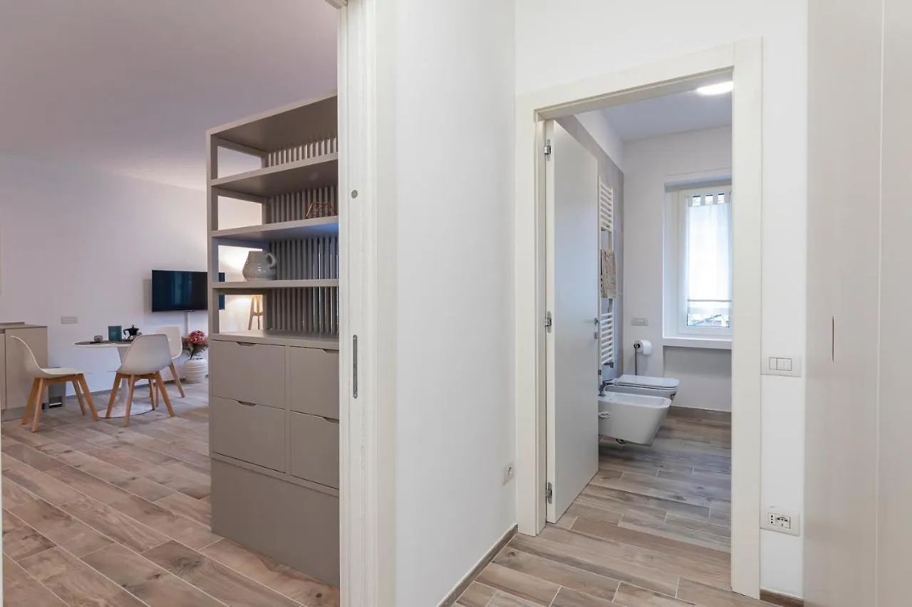 Apartment Suite Campania - Ristrutturato Nuovo Vicino M4 Milan Italy
