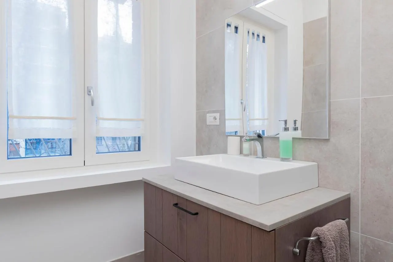 Suite Campania - Ristrutturato Nuovo Vicino M4 Milan Apartment